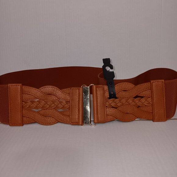 TORRID CROCHET FAUX LEATHER STRECTH BELT - Picture 2 of 10